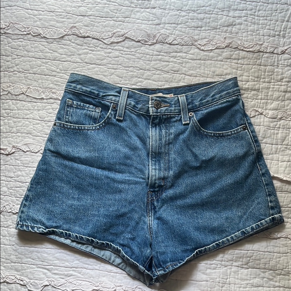 Levi’s High Waisted Mom Shorts